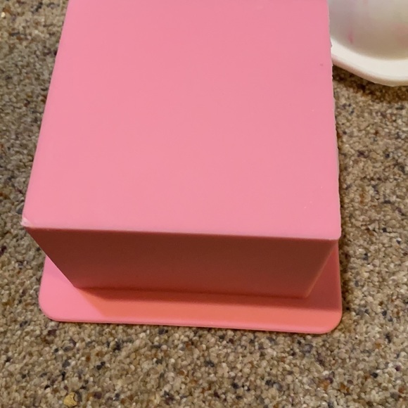 Lot of 5 Silicone Baking Molds Cake Cupcake EUC - Picture 4 of 5